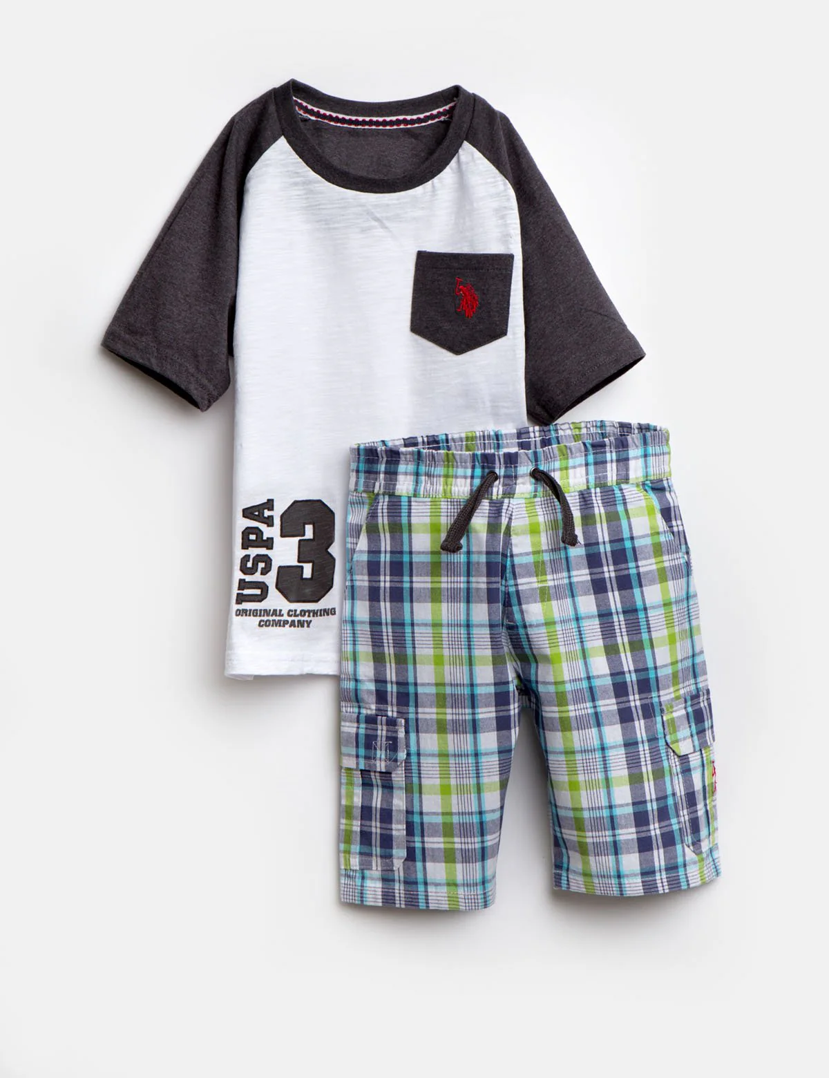 10229-boys-2-piece-set-tee-shorts-1.webp BOYS 2 PIECE SET: TEE & SHORTS
