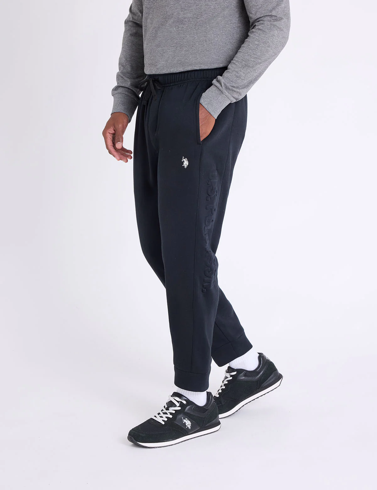 10441-embossed-logo-jogger-1.webp EMBOSSED LOGO JOGGER