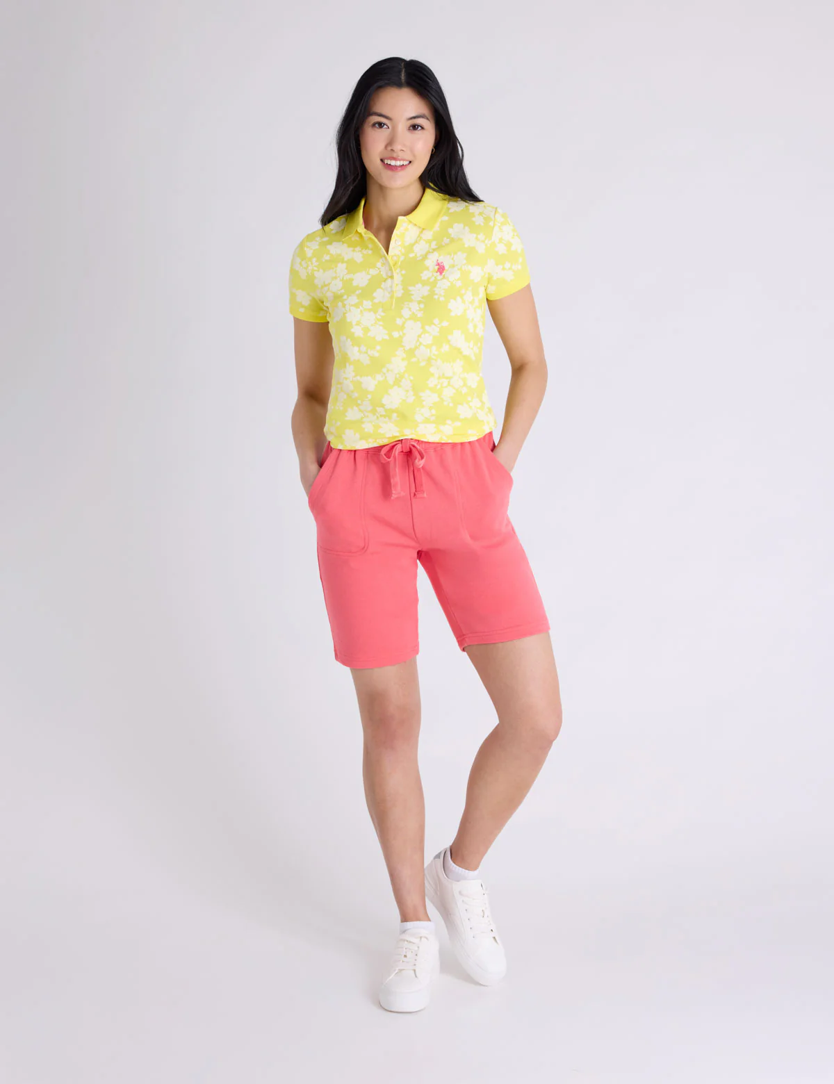 10603-drawstring-logo-bermuda-shorts-7.webp DRAWSTRING LOGO BERMUDA SHORTS