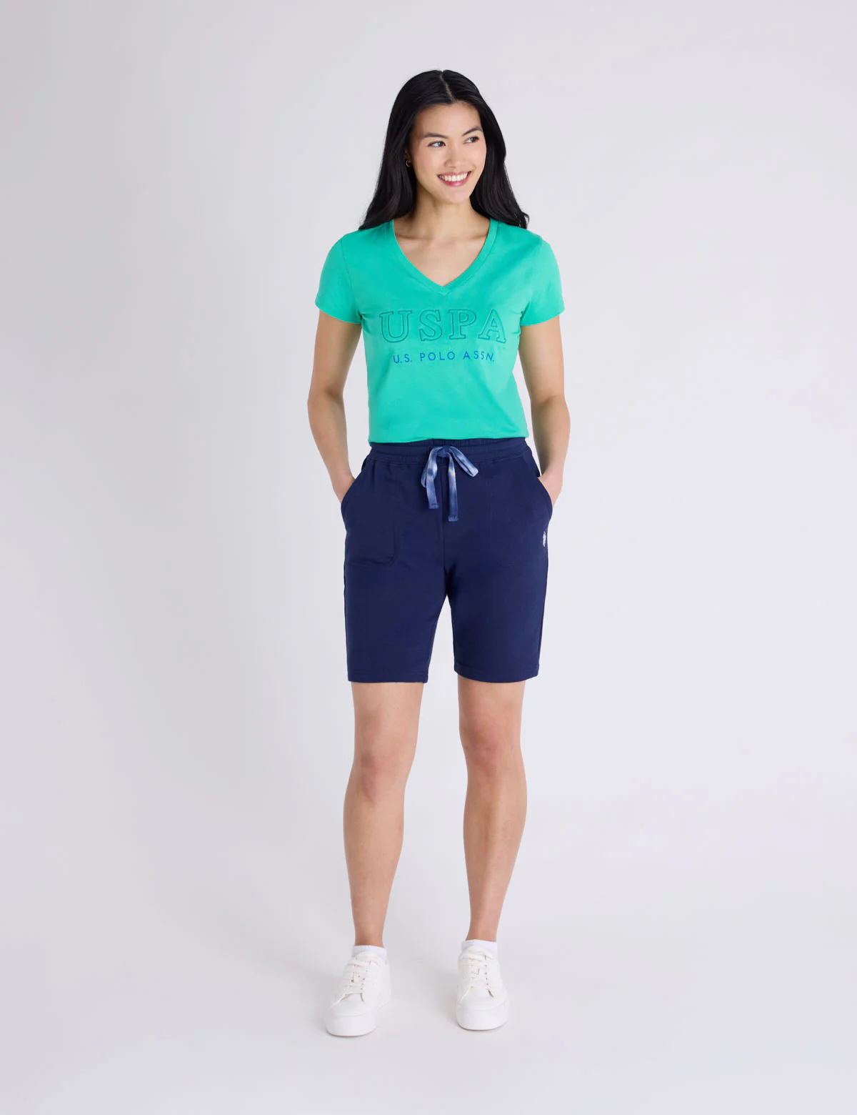 10603-drawstring-logo-bermuda-shorts-9.webp DRAWSTRING LOGO BERMUDA SHORTS