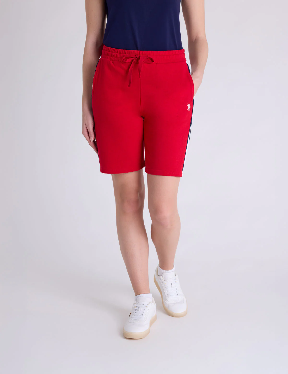 10614-drawstring-side-stripe-bermuda-shorts-7.webp DRAWSTRING SIDE STRIPE BERMUDA SHORTS
