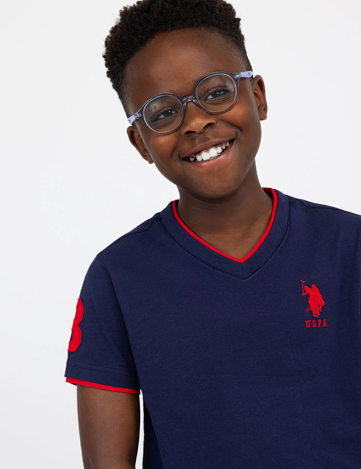 10762-boys-basic-v-neck-t-shirt-10.webp BOYS BASIC V-NECK T-SHIRT