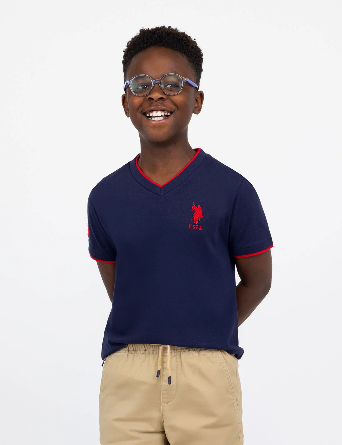 10762-boys-basic-v-neck-t-shirt-11.webp BOYS BASIC V-NECK T-SHIRT