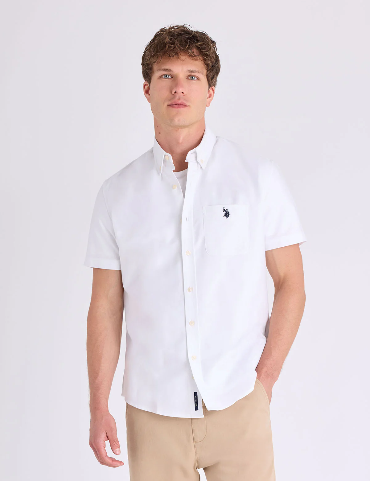 10866-short-sleeve-stretch-oxford-shirt-2.webp SHORT SLEEVE STRETCH OXFORD SHIRT