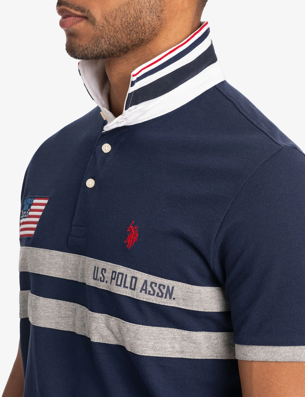 11362-colorblock-pique-polo-shirt-with-twill-collar-4.webp COLORBLOCK PIQUE POLO SHIRT WITH TWILL COLLAR