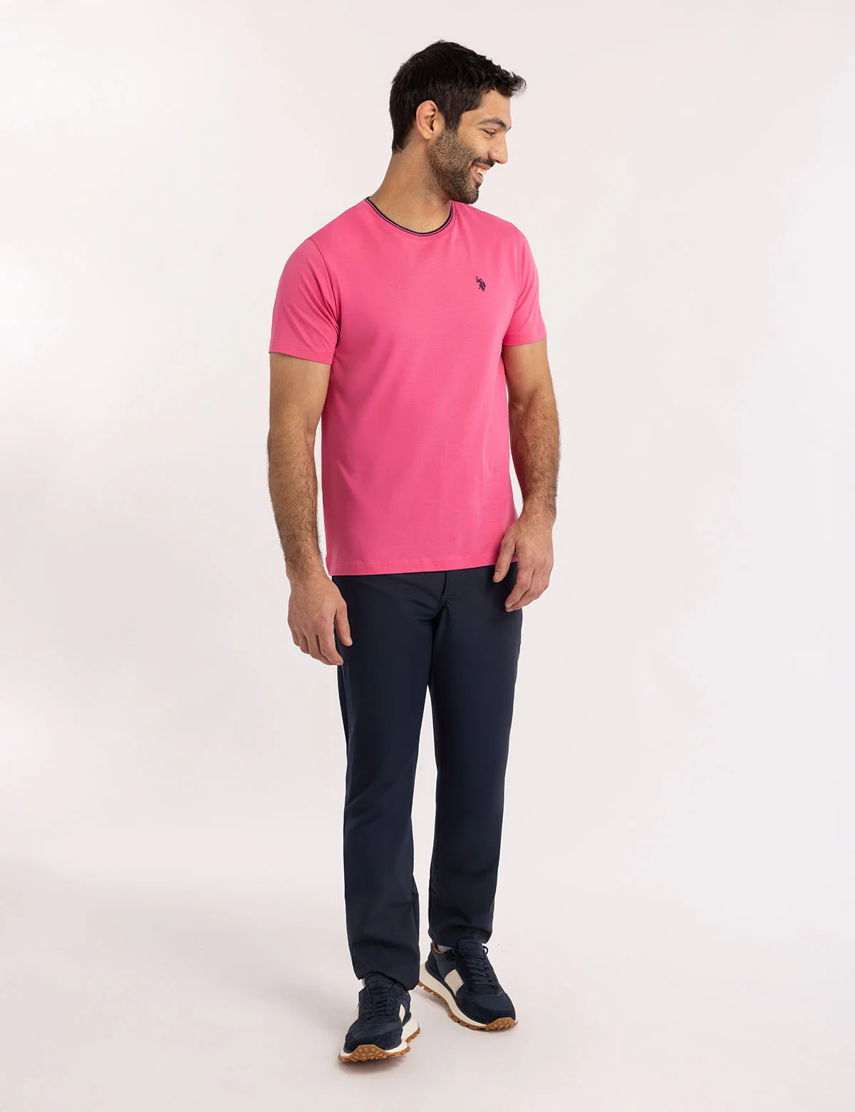 11417-tipped-crew-neck-collar-t-shirt-3.webp TIPPED CREW NECK COLLAR T-SHIRT
