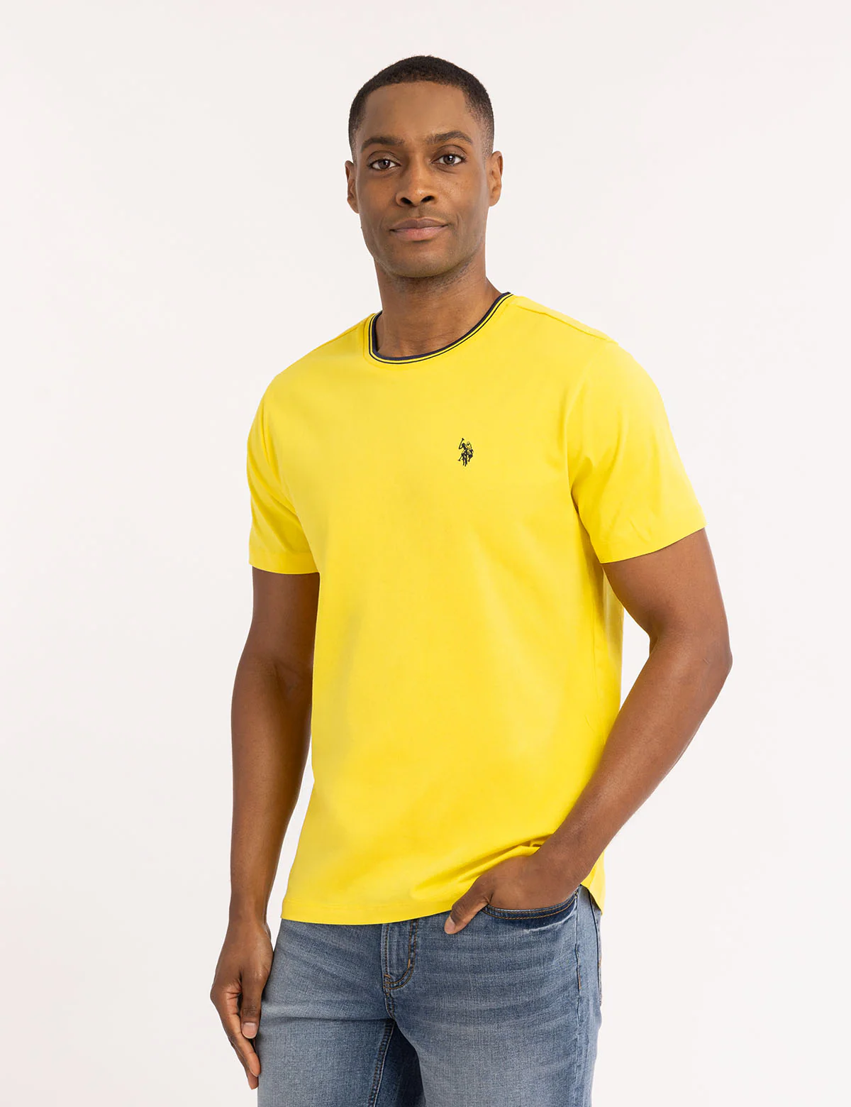 11417-tipped-crew-neck-collar-t-shirt-5.webp TIPPED CREW NECK COLLAR T-SHIRT