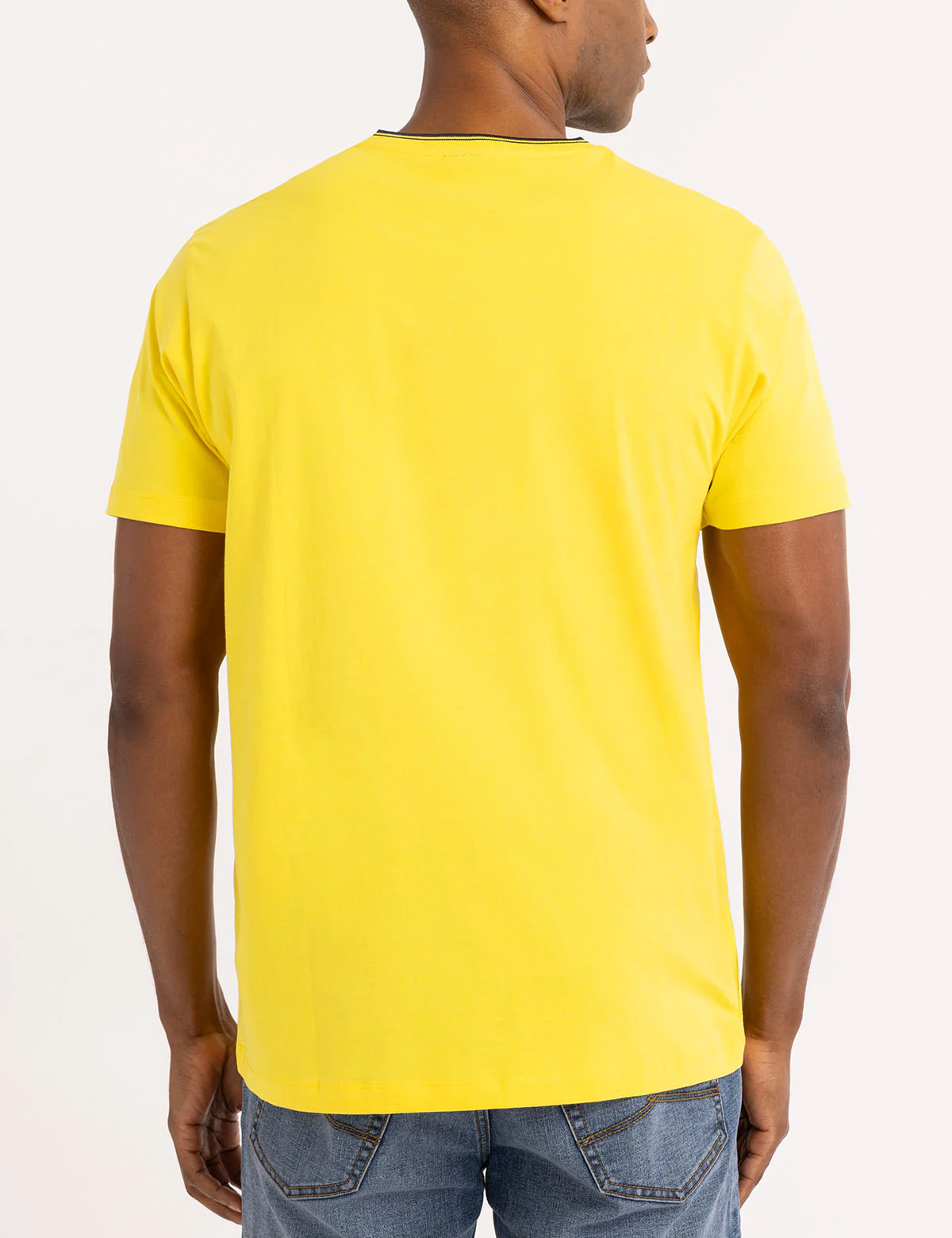 11417-tipped-crew-neck-collar-t-shirt-8.webp TIPPED CREW NECK COLLAR T-SHIRT