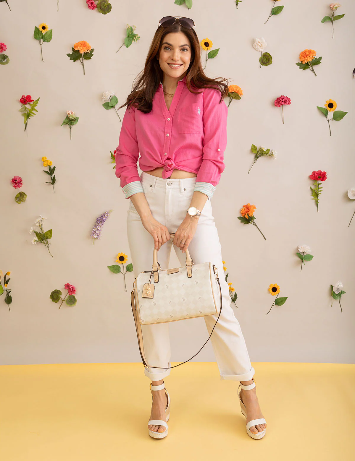 11900-diamond-signature-swifty-satchel-bag-7.webp DIAMOND SIGNATURE SWIFTY SATCHEL BAG