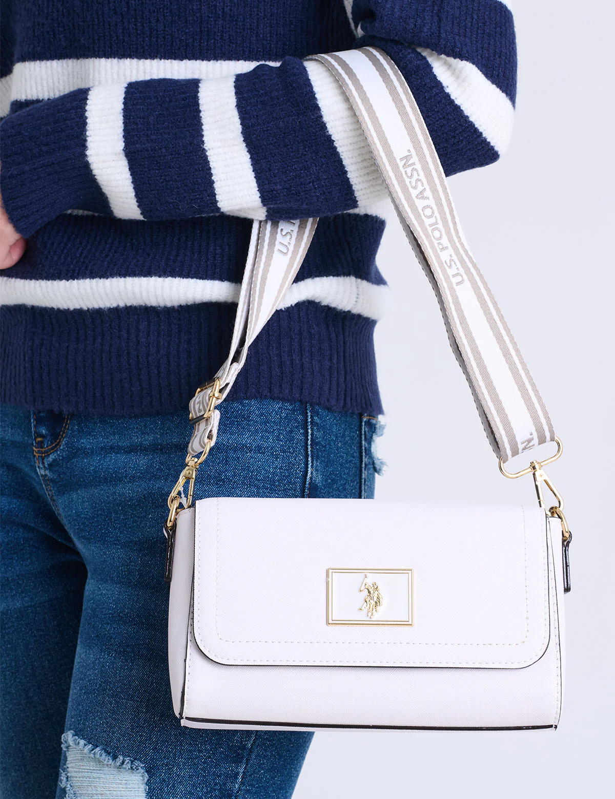 12351-enamel-crossbody-bag-1.webp ENAMEL CROSSBODY BAG