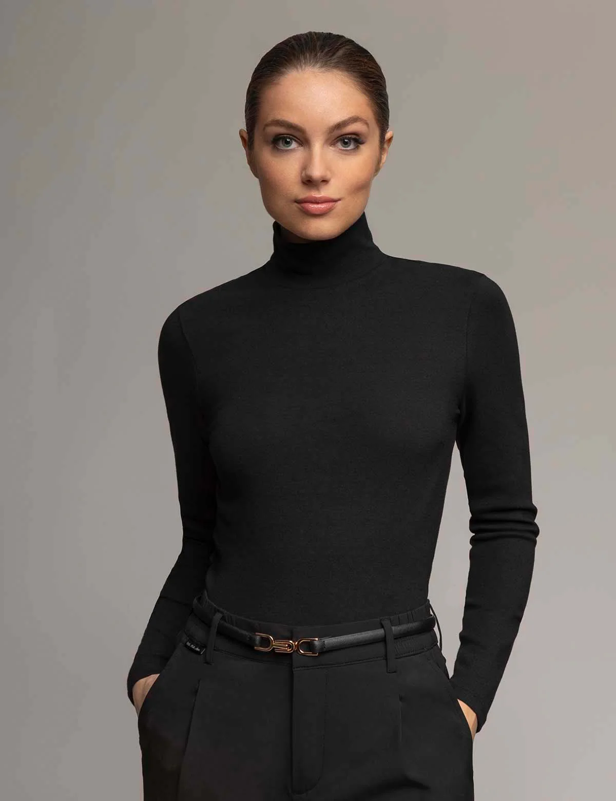 12810-white-label-essential-mock-neck-rib-top-6.webp WHITE LABEL ESSENTIAL MOCK NECK RIB TOP
