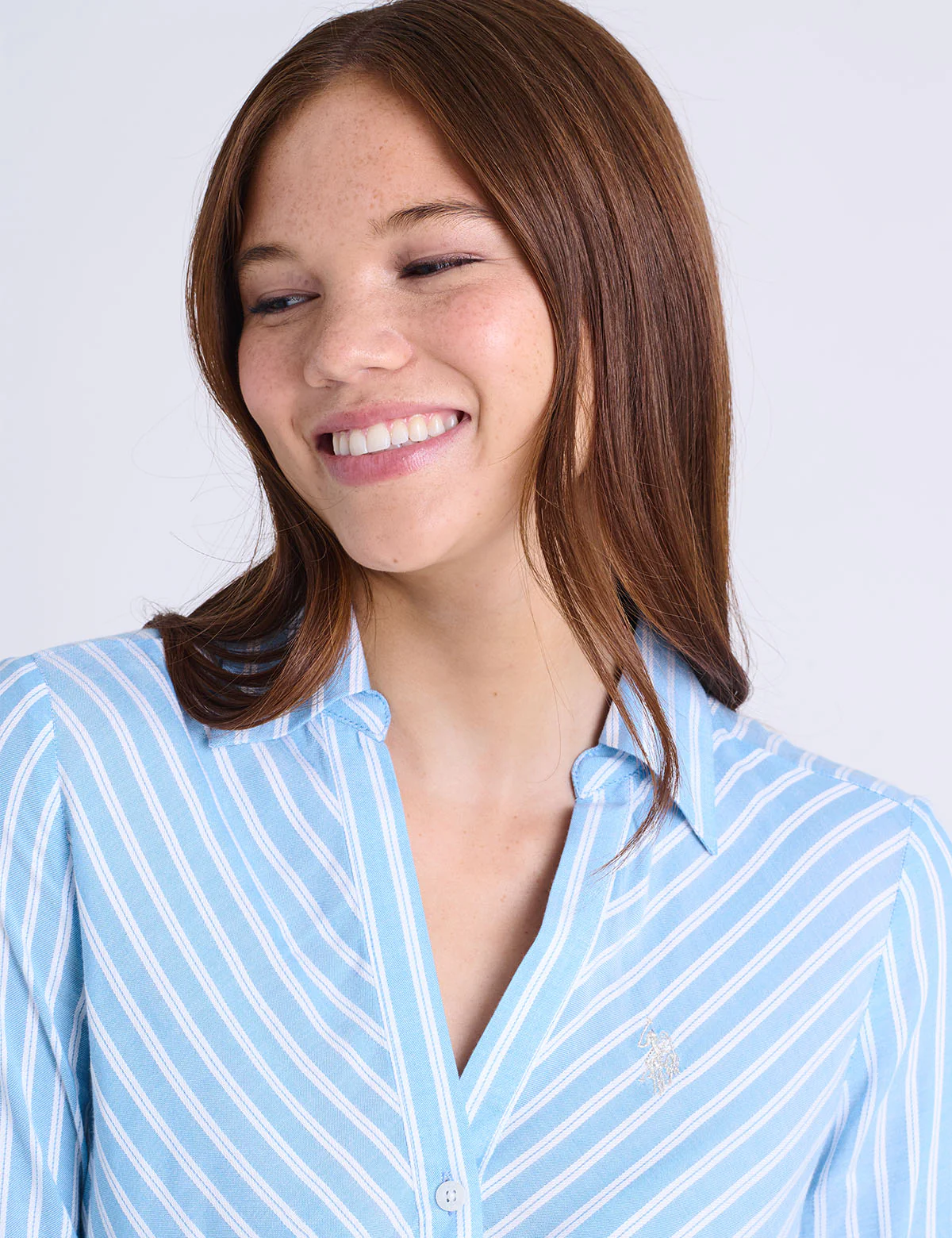 12875-long-sleeve-chevron-stripe-shirt-7.webp LONG SLEEVE CHEVRON STRIPE SHIRT