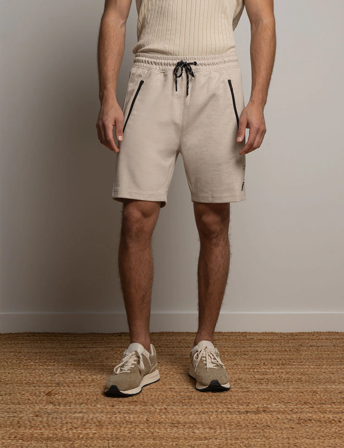 13033-white-label-bonded-interlock-jogger-shorts-3.webp WHITE LABEL BONDED INTERLOCK JOGGER SHORTS