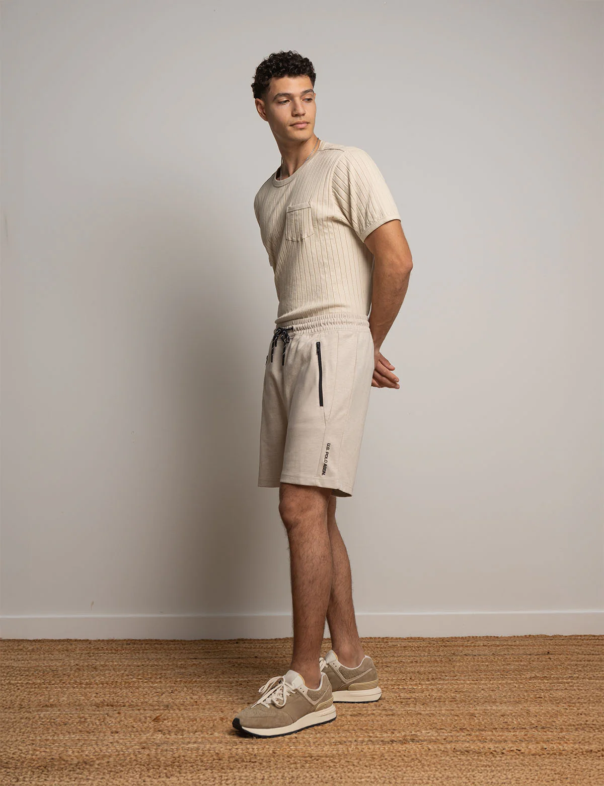 13033-white-label-bonded-interlock-jogger-shorts-5.webp WHITE LABEL BONDED INTERLOCK JOGGER SHORTS