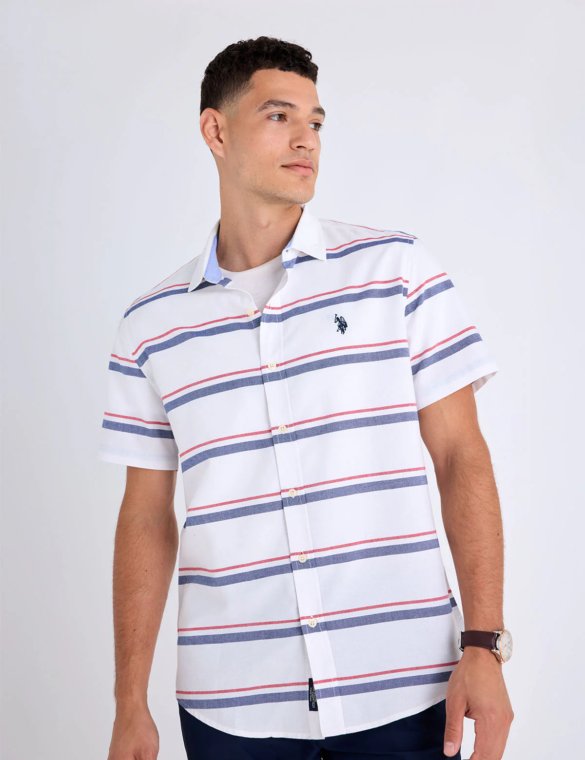 13057-short-sleeve-engineered-stripe-oxford-shirt-1.webp SHORT SLEEVE ENGINEERED STRIPE OXFORD SHIRT