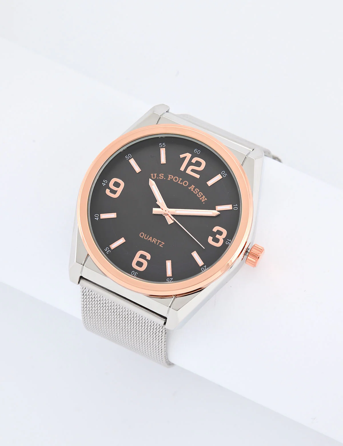 13317-mens-silver-mesh-strap-watch-1.webp MENS SILVER MESH STRAP WATCH
