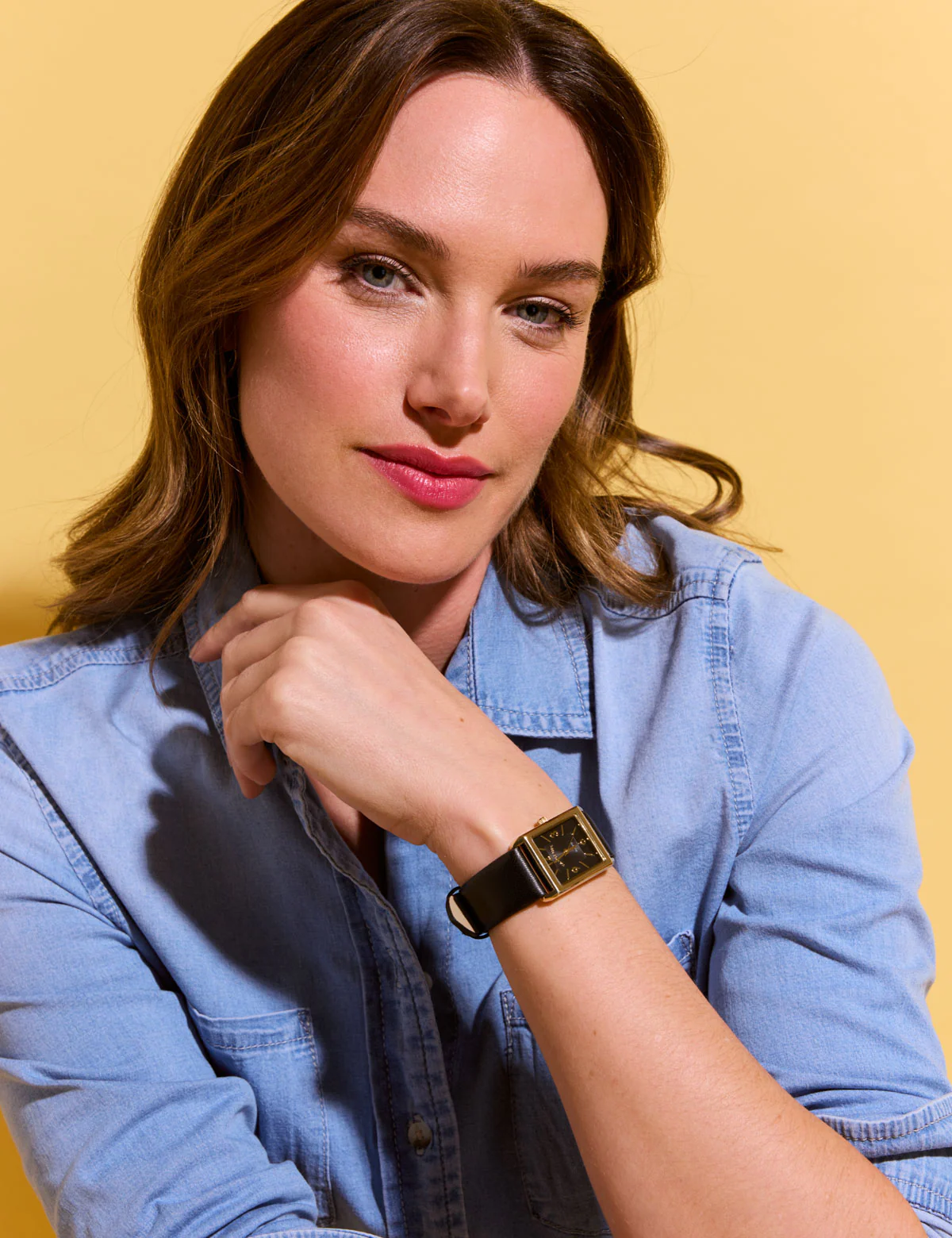 LADIES BLACK STRAP SQUARE WATCH