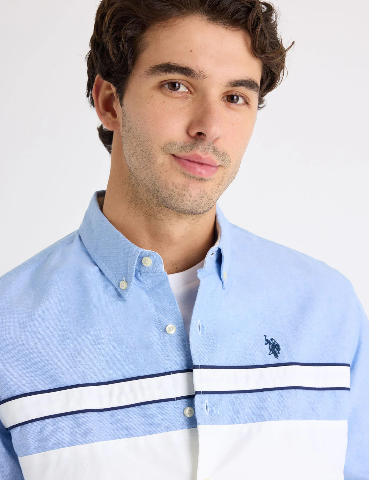 1447-long-sleeve-colorblock-cotton-oxford-shirt-3.webp LONG SLEEVE COLORBLOCK COTTON OXFORD SHIRT