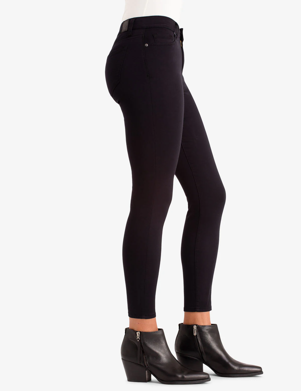 14987-mid-rise-sateen-jegging-3.webp MID RISE SATEEN JEGGING