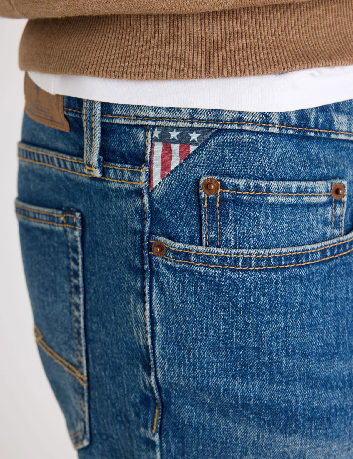1499-5-pocket-9-cuffed-denim-shorts-4.webp 5 POCKET 9" CUFFED DENIM SHORTS
