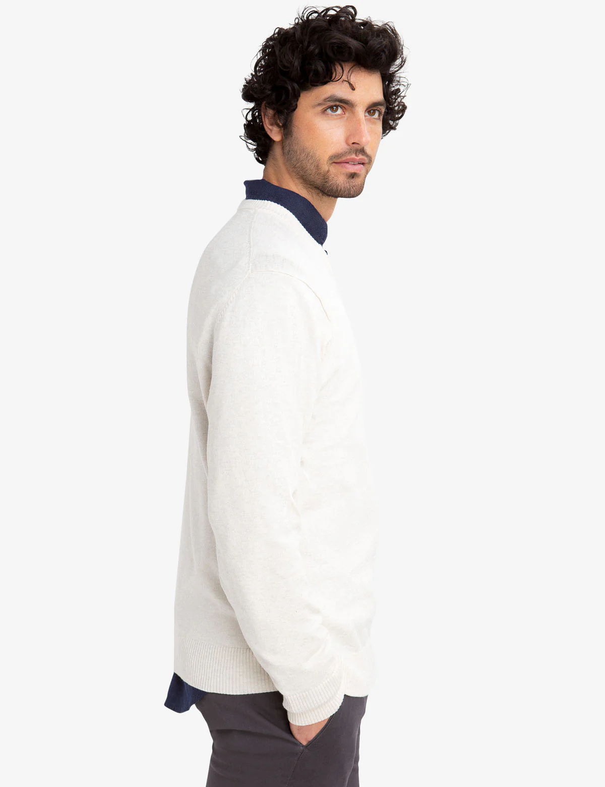 CREW NECK SWEATER