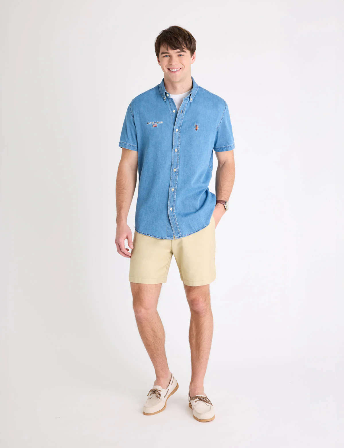1519-short-sleeve-embroidered-denim-shirt-2.webp SHORT SLEEVE EMBROIDERED DENIM SHIRT
