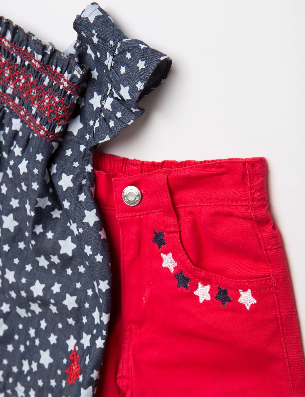 16658-toddler-2-piece-set-smocked-top-shorts-2.webp TODDLER 2 PIECE SET - SMOCKED TOP & SHORTS