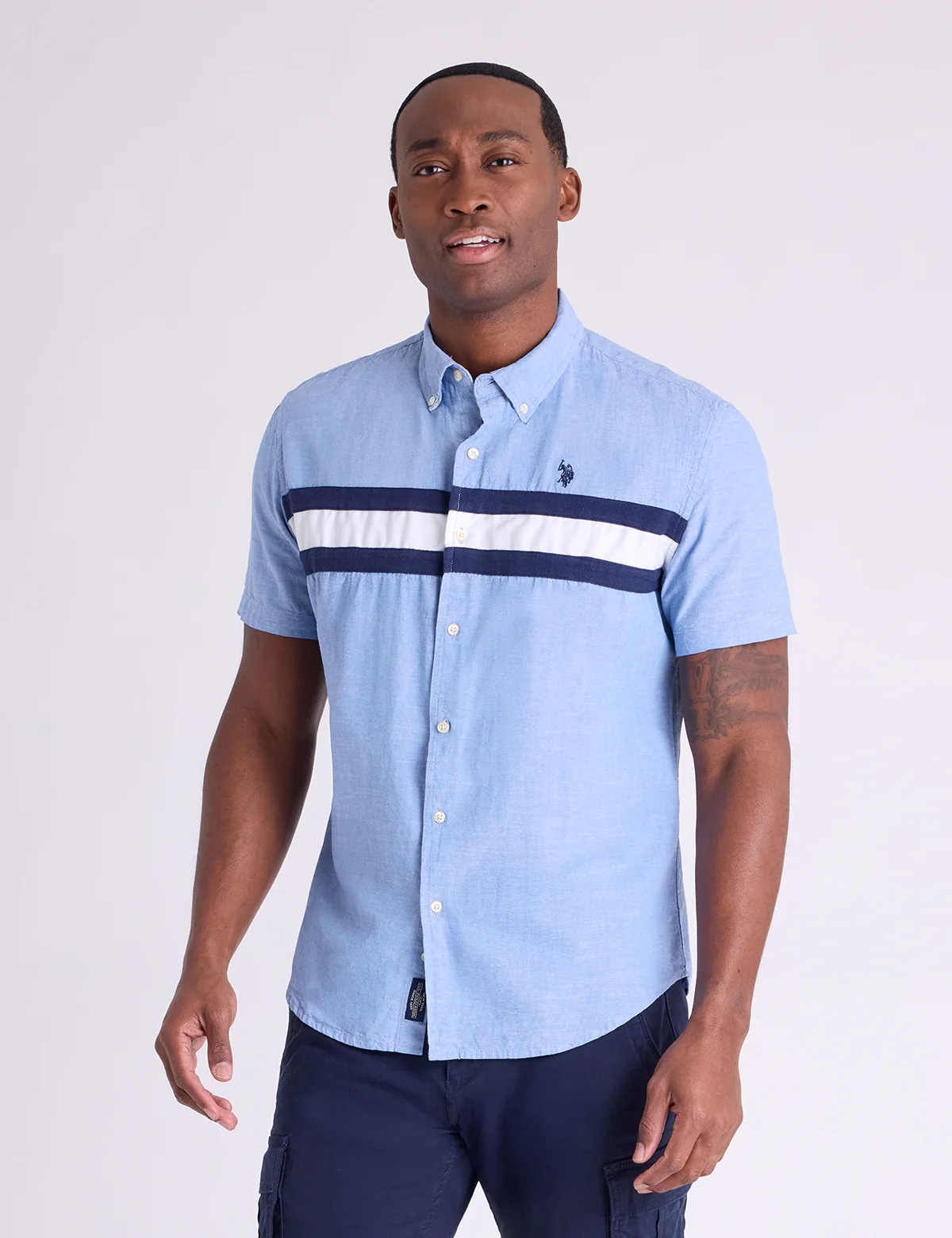 1737-short-sleeve-chest-stripe-slub-chambray-shirt-1.webp SHORT SLEEVE CHEST STRIPE SLUB CHAMBRAY SHIRT