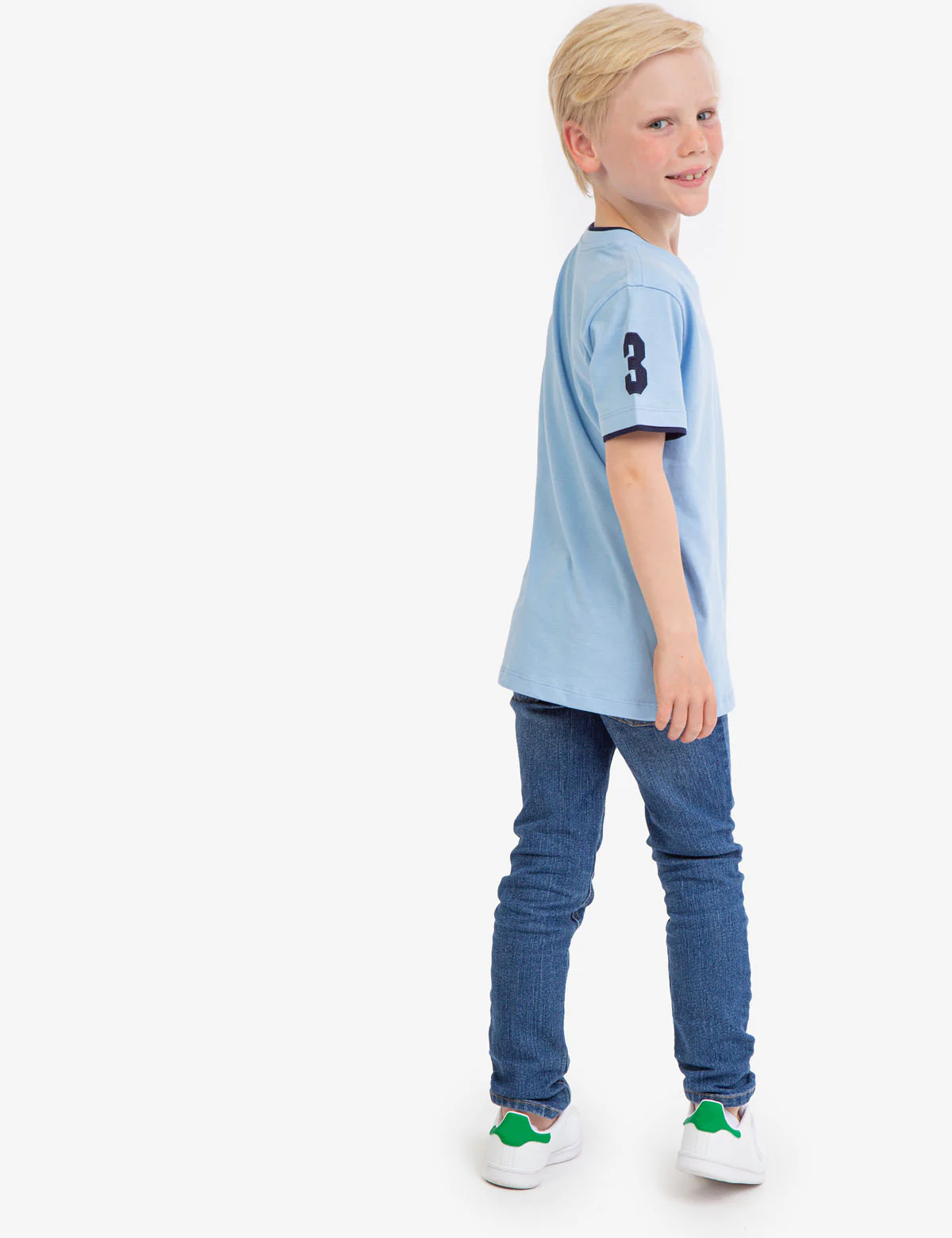 17747-boys-basic-v-neck-t-shirt-11.webp BOYS BASIC V-NECK T-SHIRT