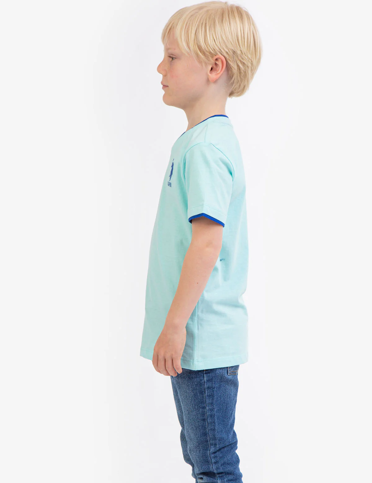 17747-boys-basic-v-neck-t-shirt-3.webp BOYS BASIC V-NECK T-SHIRT