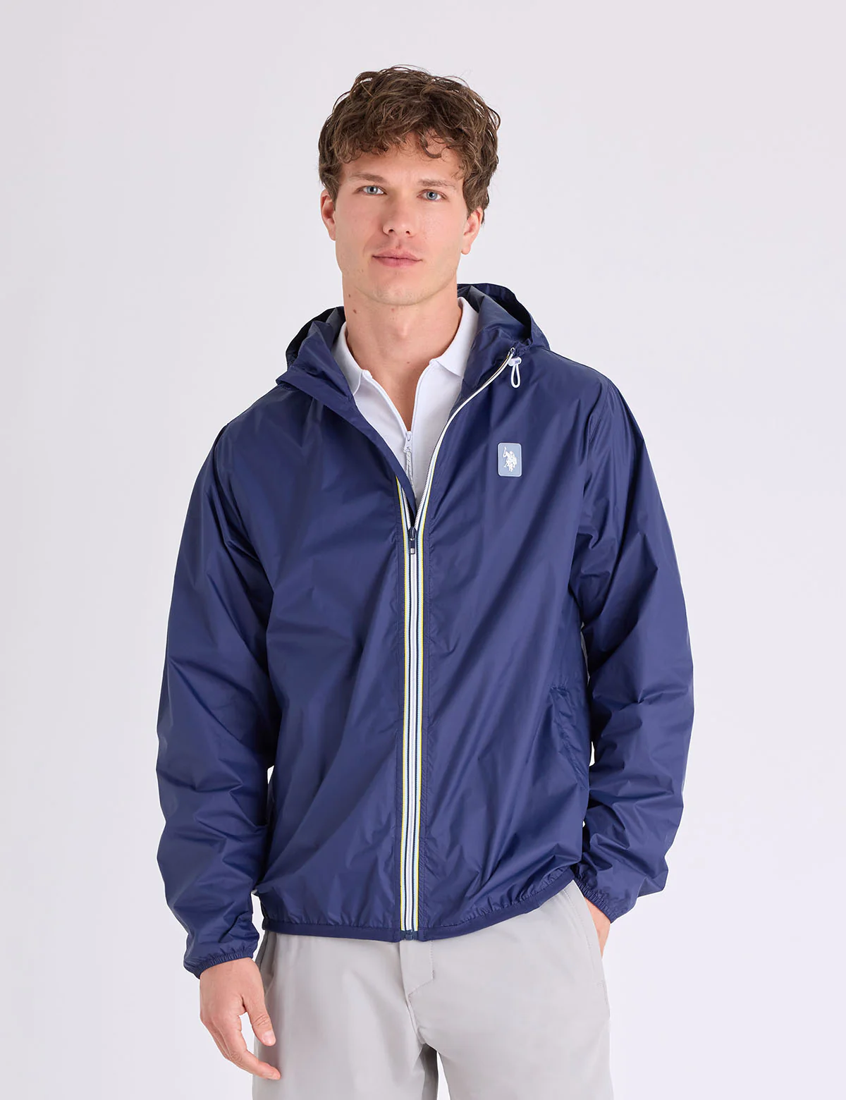 1812-signature-stripe-windbreaker-with-hood-6.webp SIGNATURE STRIPE WINDBREAKER WITH HOOD