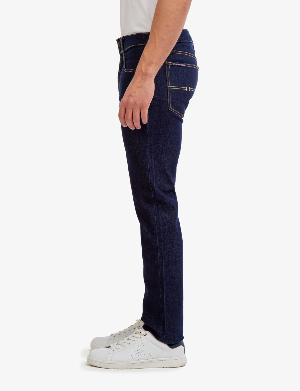 18937-slim-straight-fit-jeans-3.webp SLIM STRAIGHT FIT JEANS