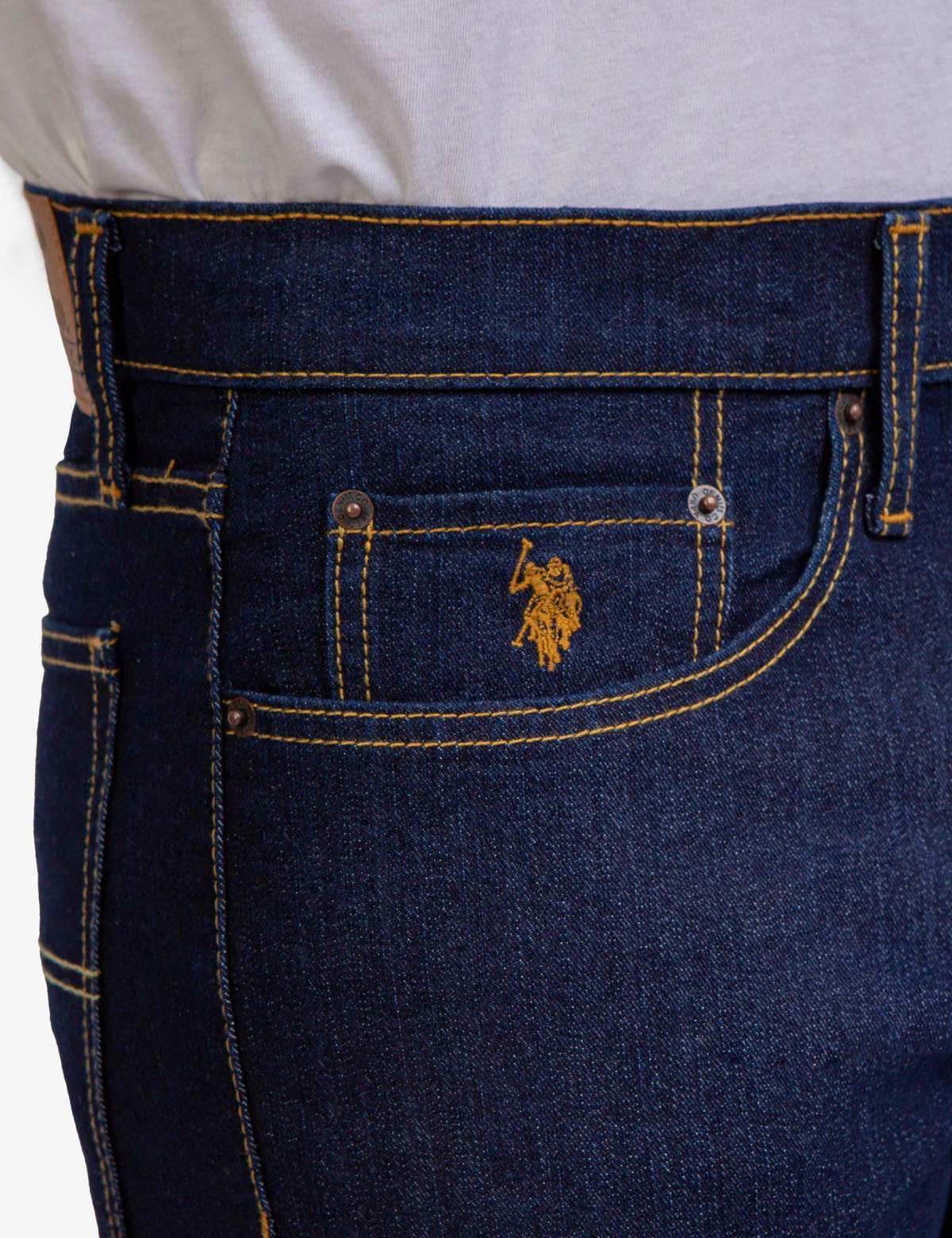 18937-slim-straight-fit-jeans-5.webp SLIM STRAIGHT FIT JEANS