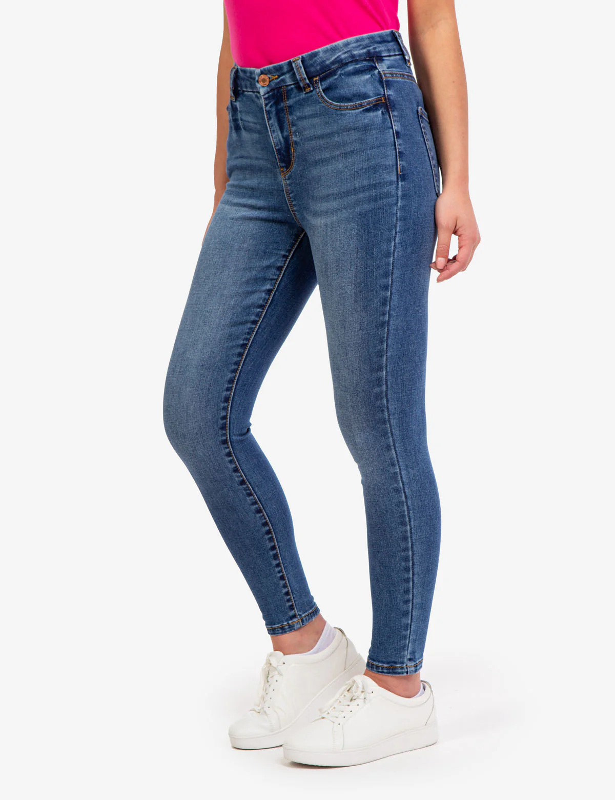 19013-curvy-ultra-high-rise-skinny-jeans-3.webp CURVY ULTRA HIGH RISE SKINNY JEANS