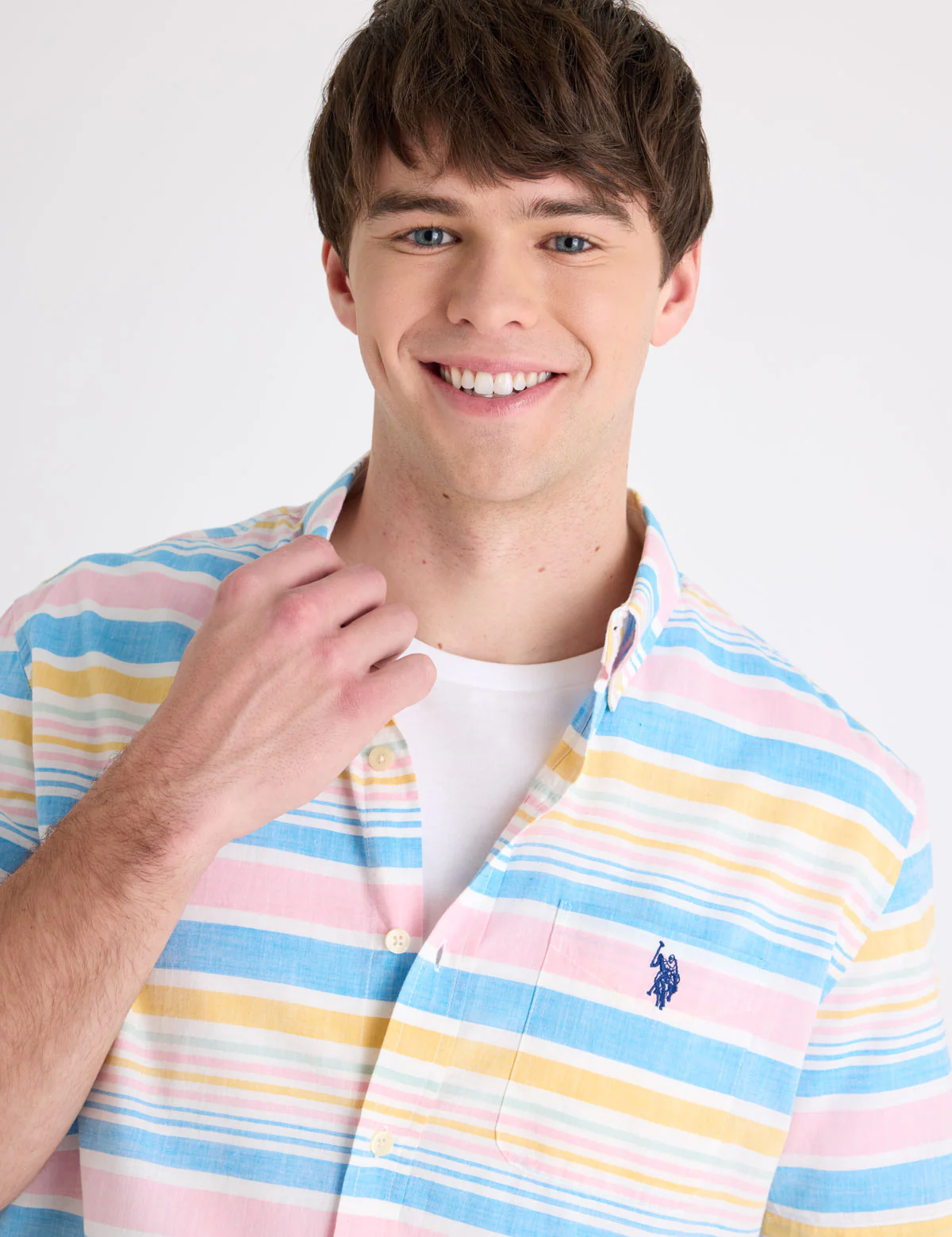1970-short-sleeve-bright-stripe-poplin-shirt-1.webp SHORT SLEEVE BRIGHT STRIPE POPLIN SHIRT