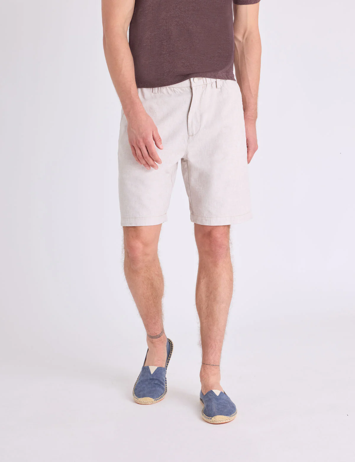 1994-9-comfort-waist-linen-shorts-1.webp 9" COMFORT WAIST LINEN SHORTS