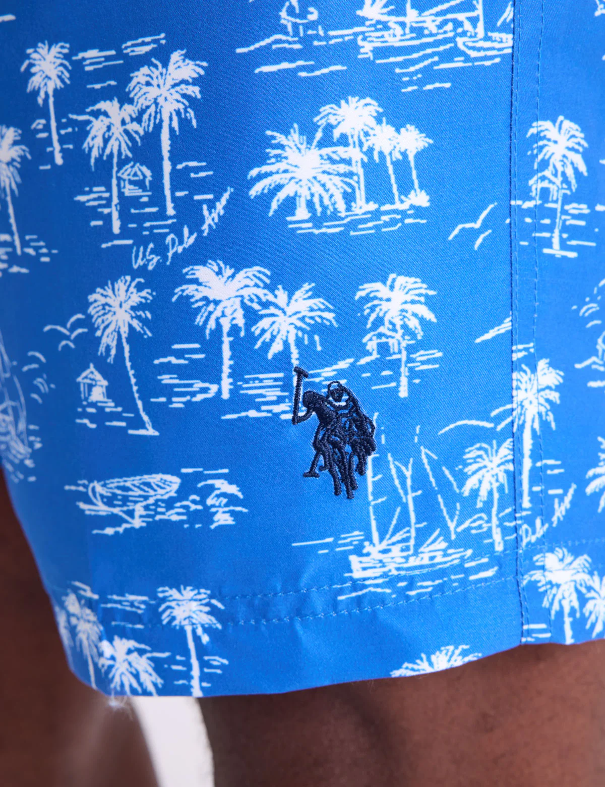 2029-7-palm-tree-print-swim-shorts-3.webp 7" PALM TREE PRINT SWIM SHORTS