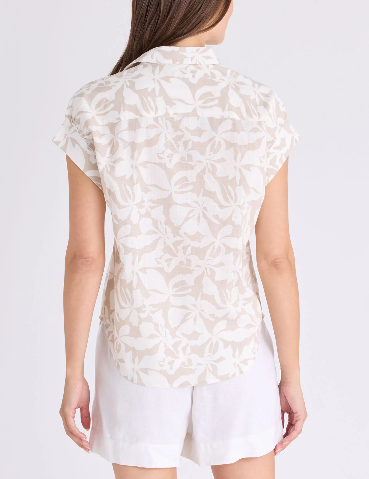 2058-soft-tropical-print-shirred-dolman-top-5.webp SOFT TROPICAL PRINT SHIRRED DOLMAN TOP