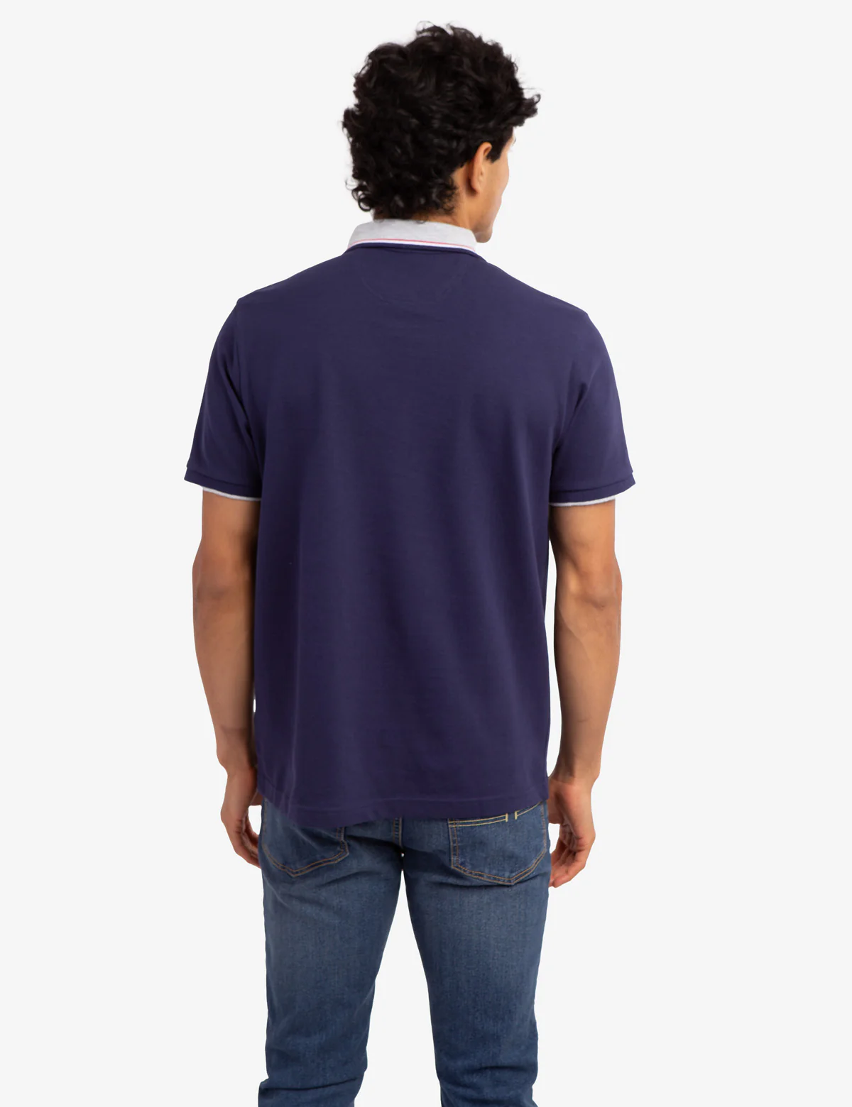 22037-signature-stripe-collar-pique-polo-shirt-13.webp SIGNATURE STRIPE COLLAR PIQUE POLO SHIRT