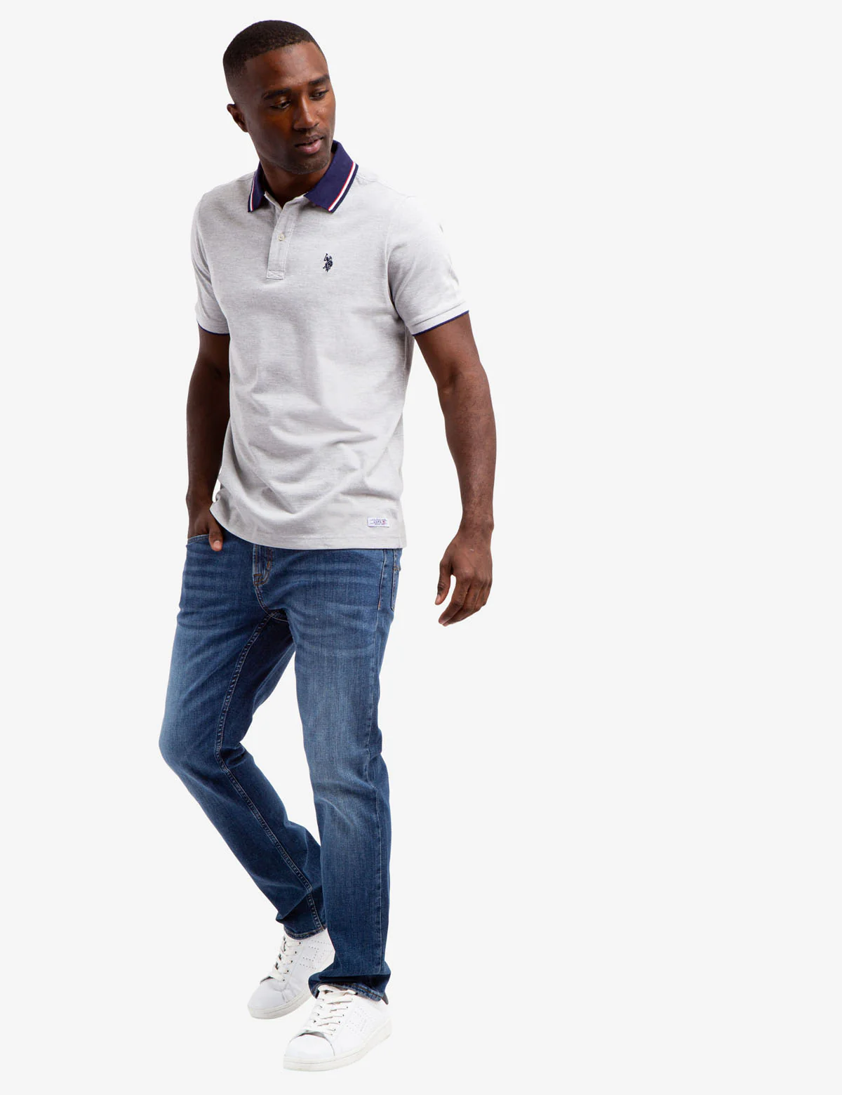 22037-signature-stripe-collar-pique-polo-shirt-7.webp SIGNATURE STRIPE COLLAR PIQUE POLO SHIRT