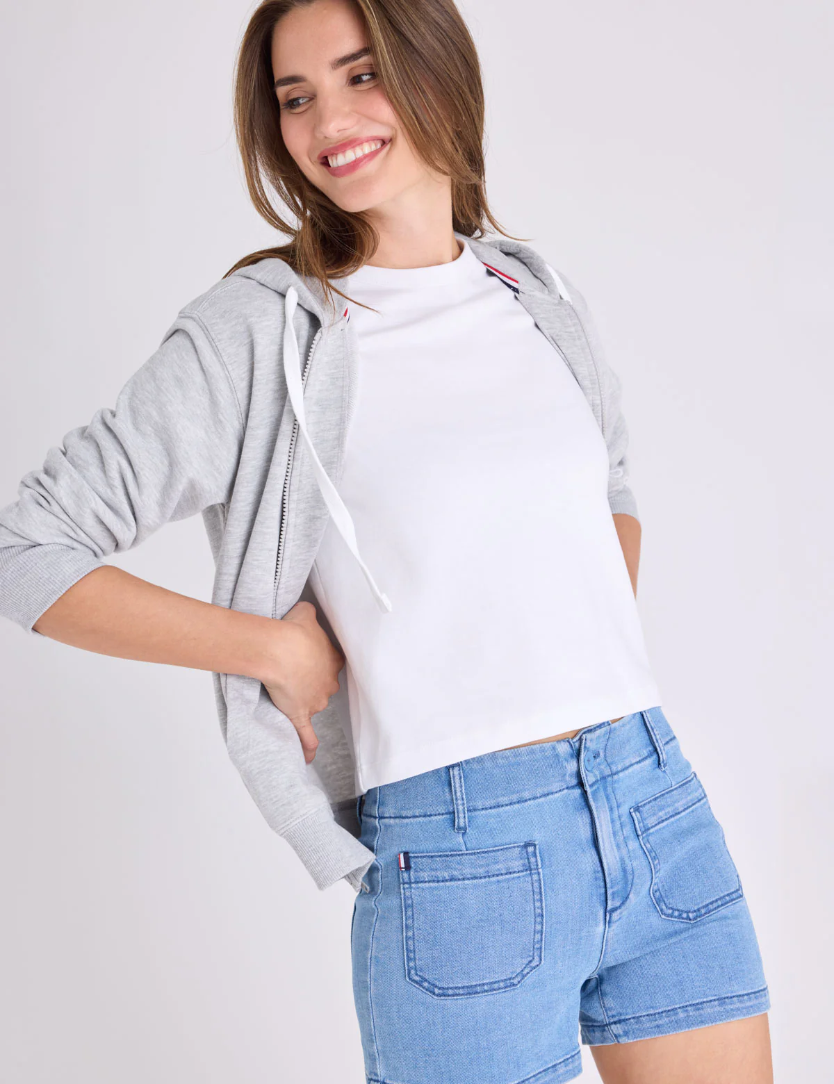 2251-chambray-patch-pocket-shorts-1.webp CHAMBRAY PATCH POCKET SHORTS