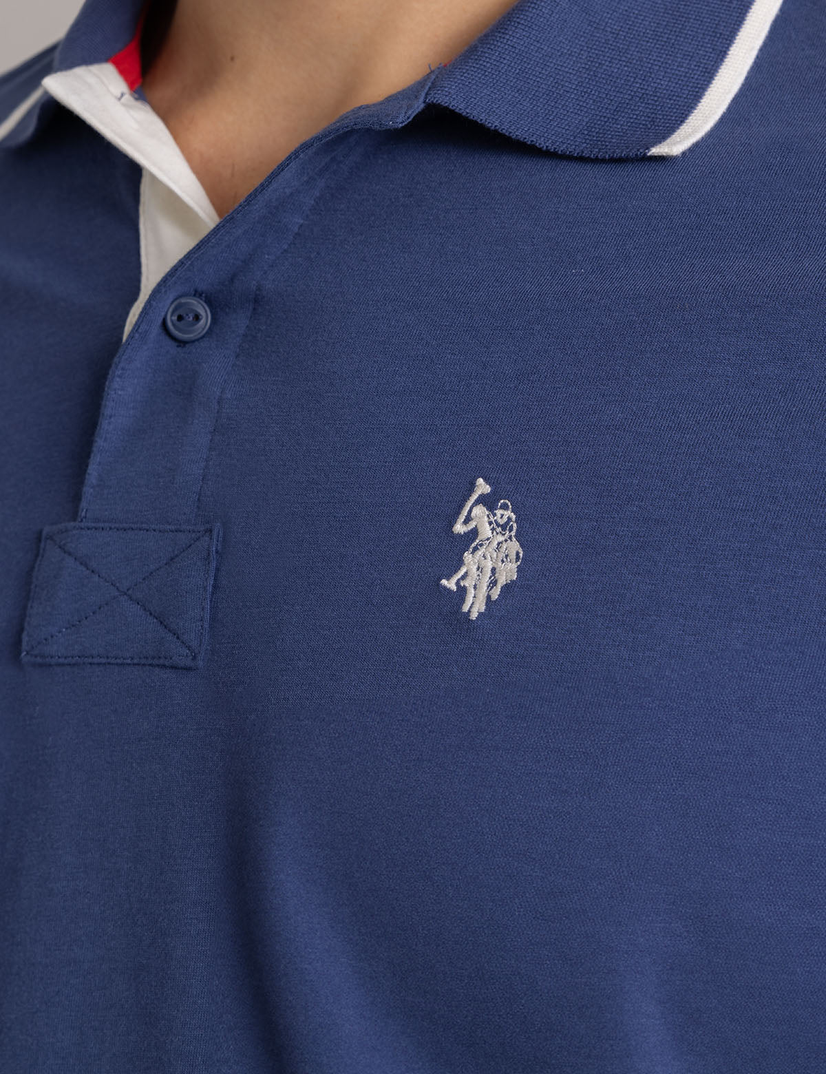 22720-peached-jersey-polo-shirt-with-applique-4.jpg PEACHED JERSEY POLO SHIRT WITH APPLIQUE