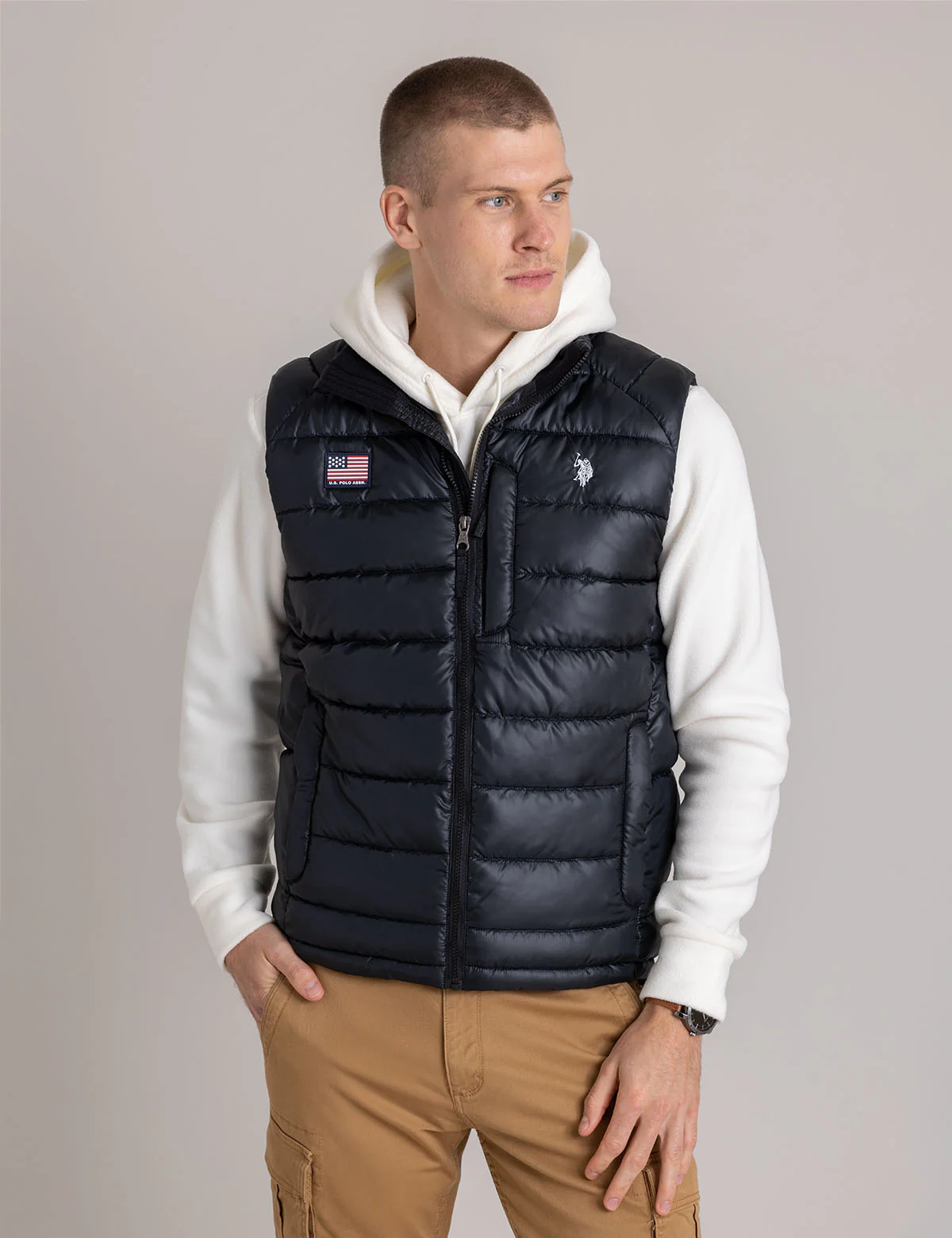 2459-small-channel-quilted-packable-vest-8.webp SMALL CHANNEL QUILTED PACKABLE VEST