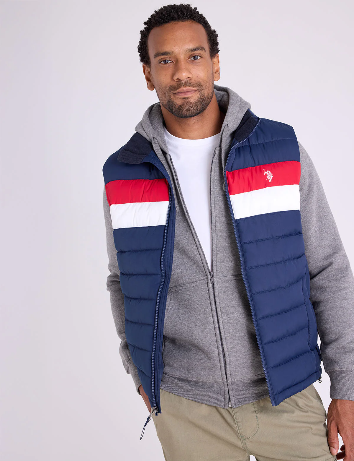 2470-signature-color-block-quilted-vest-1.webp SIGNATURE COLOR BLOCK QUILTED VEST