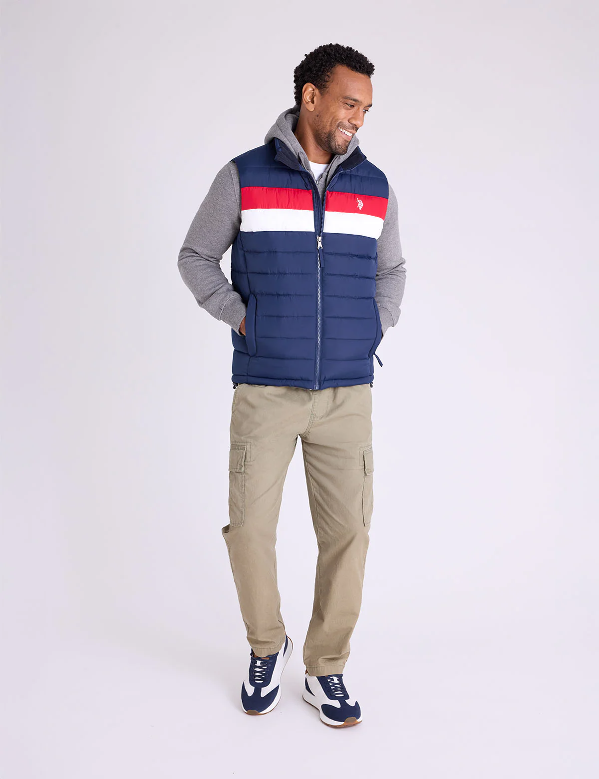 2470-signature-color-block-quilted-vest-2.webp SIGNATURE COLOR BLOCK QUILTED VEST