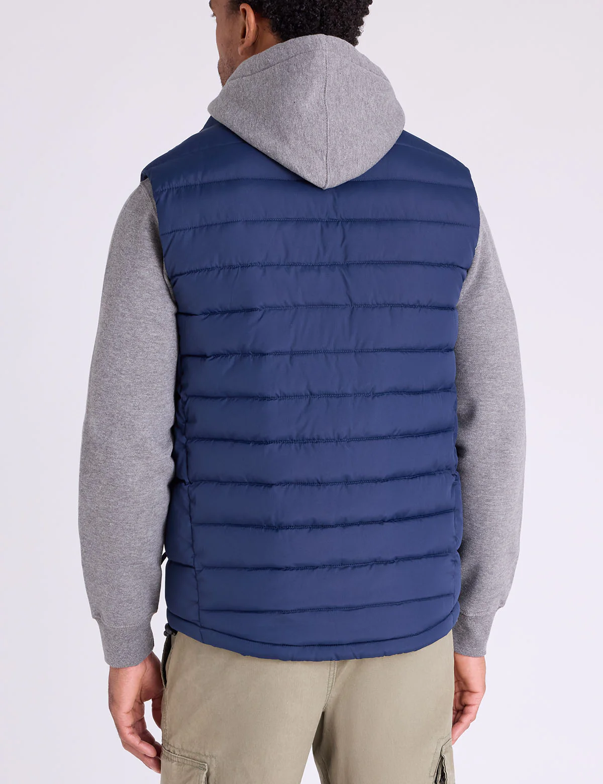 2470-signature-color-block-quilted-vest-5.webp SIGNATURE COLOR BLOCK QUILTED VEST