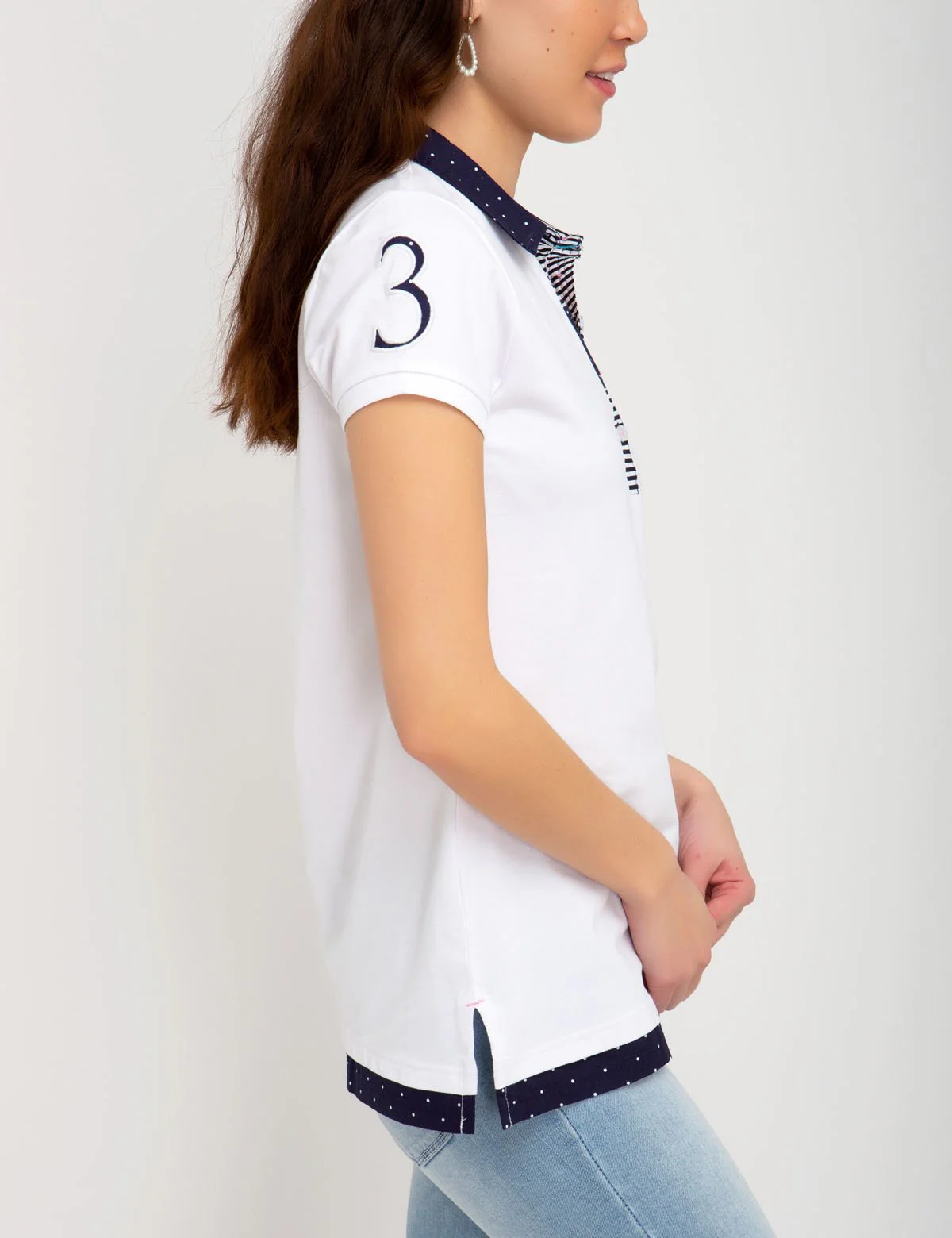 24961-dot-collar-polo-shirt-10.webp DOT COLLAR POLO SHIRT