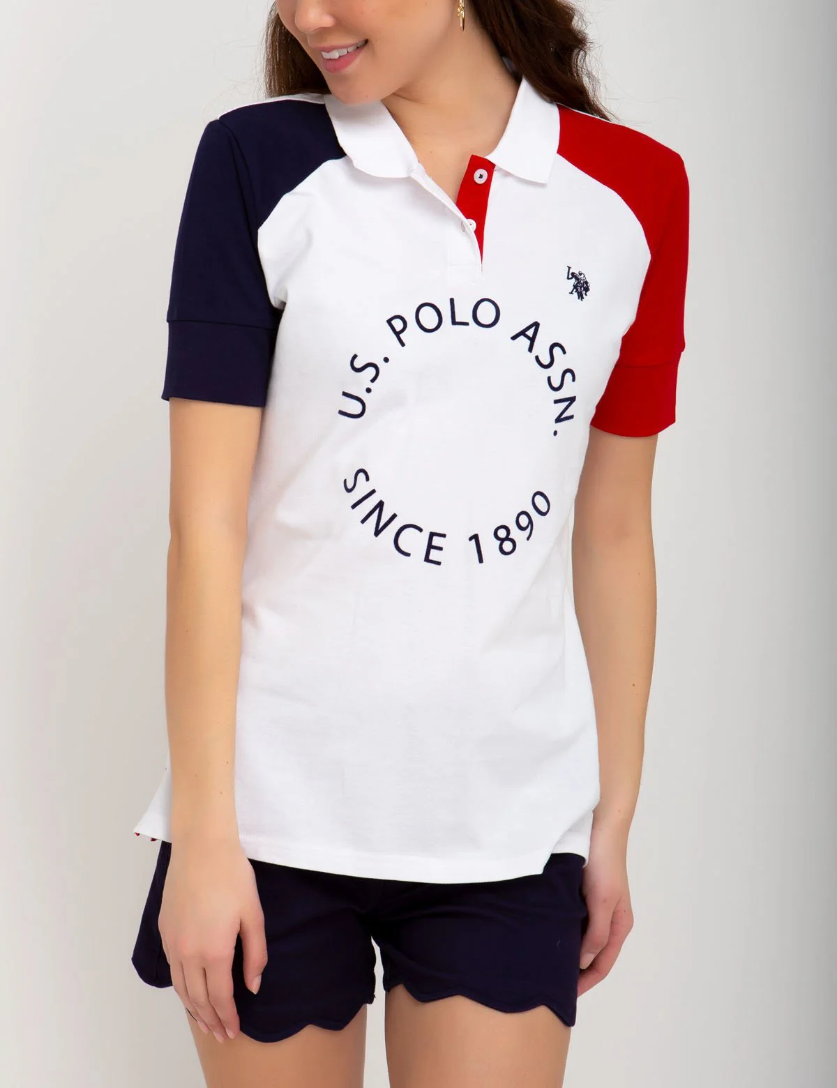 26040-colorblock-polo-shirt-1.webp COLORBLOCK POLO SHIRT