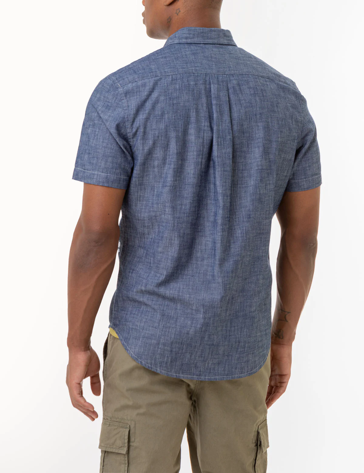 26494-short-sleeve-slub-chambray-woven-shirt-4.webp SHORT SLEEVE SLUB CHAMBRAY WOVEN SHIRT