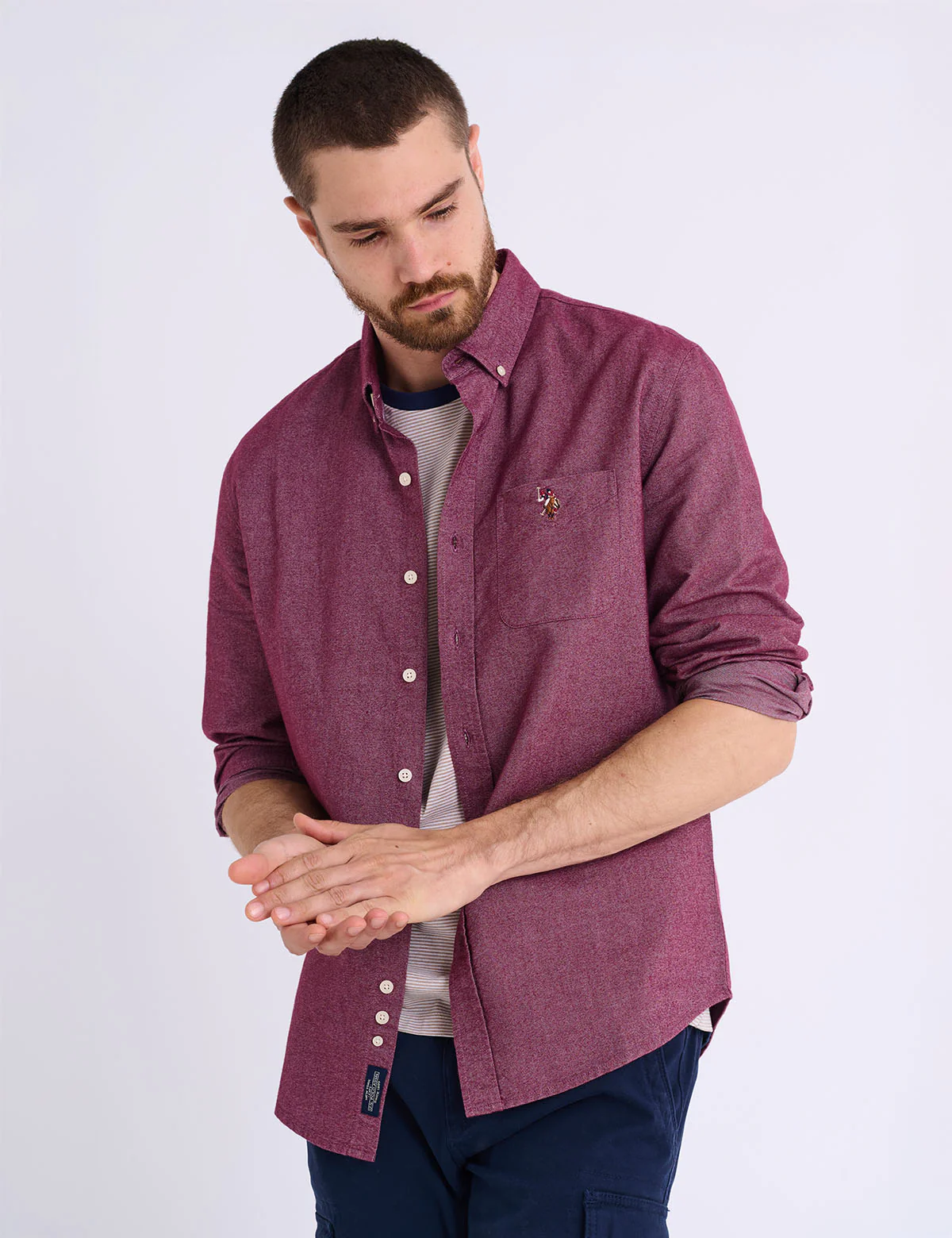26570-long-sleeve-brushed-oxford-shirt-with-pocket-6.webp LONG SLEEVE BRUSHED OXFORD SHIRT WITH POCKET